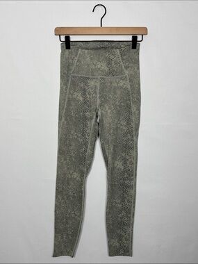 WAP120 {Varley} Muted Green Snakeskin Print Yoga Gym Tights Leggings Pants